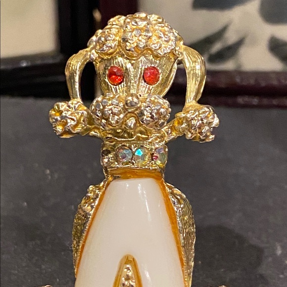 Gold Tone and White Poodle Brooch with AB - Picture 5 of 5